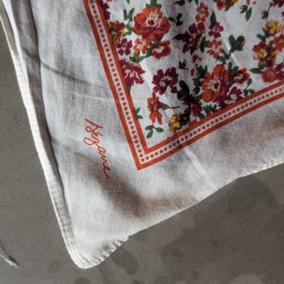 Sézane Gaston Scarf |  Red Poppy Floral print - Picture 6 of 14